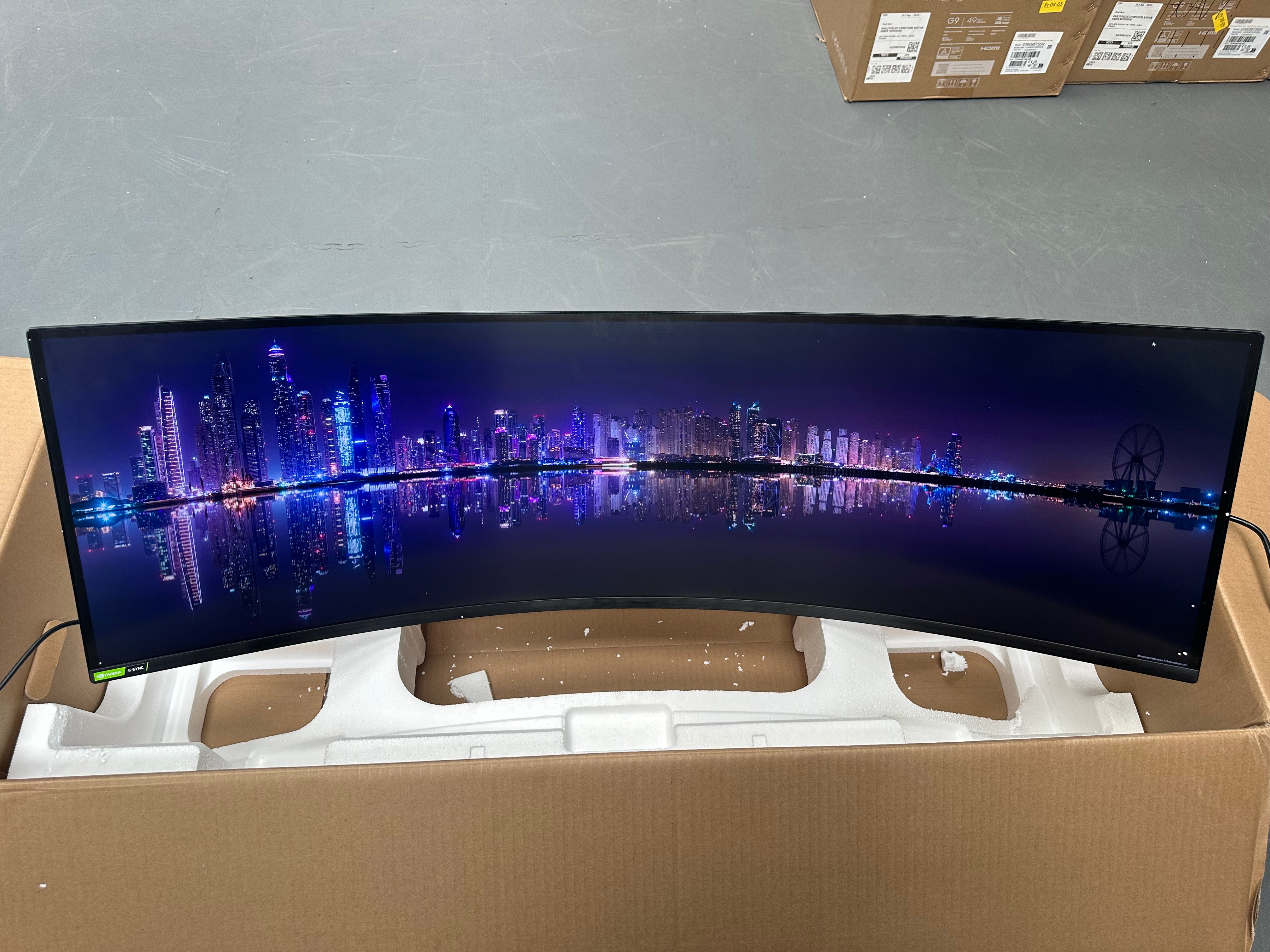 Samsung Odyssey G95T 49" Curved QLED Gaming Monitor - Used - Non Screen Damage
